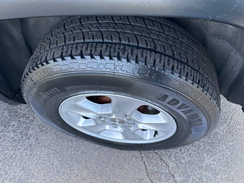 Jeep Grand Cherokee 4WD 4dr Laredo 2014