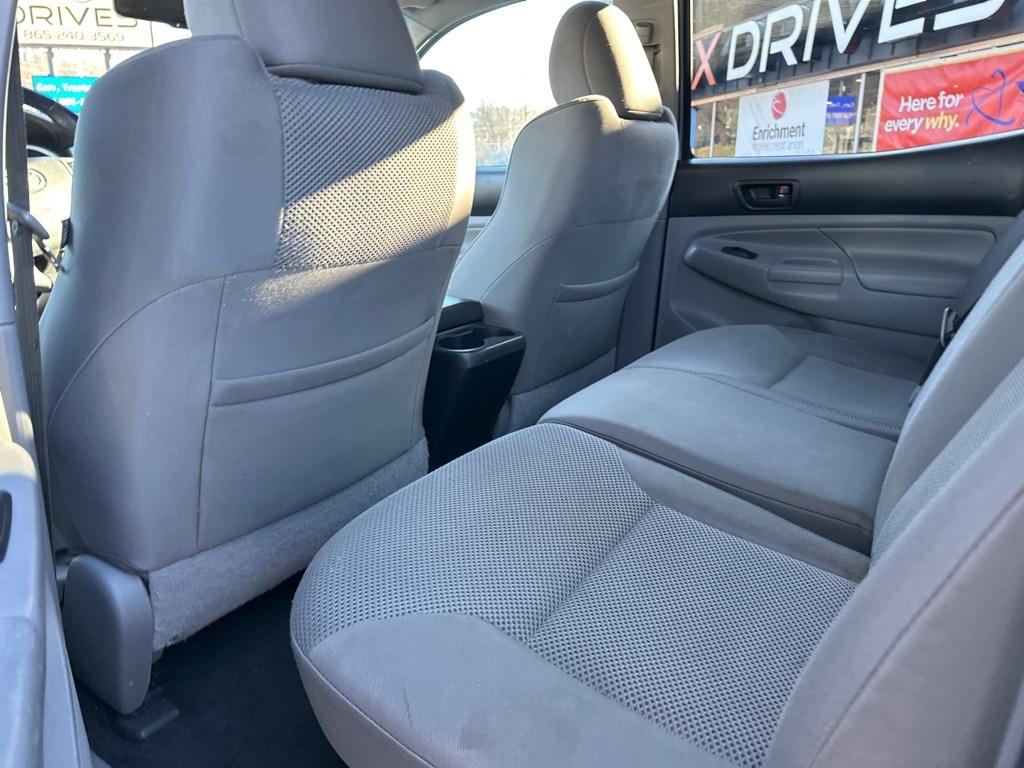 Toyota Tacoma 2WD Double Cab V6 AT PreRunner (Natl) 2013