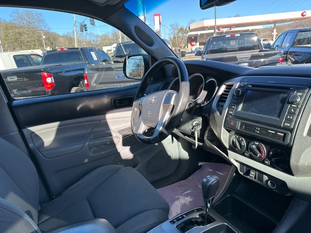 Toyota Tacoma 2WD Double Cab V6 AT PreRunner (Natl) 2013