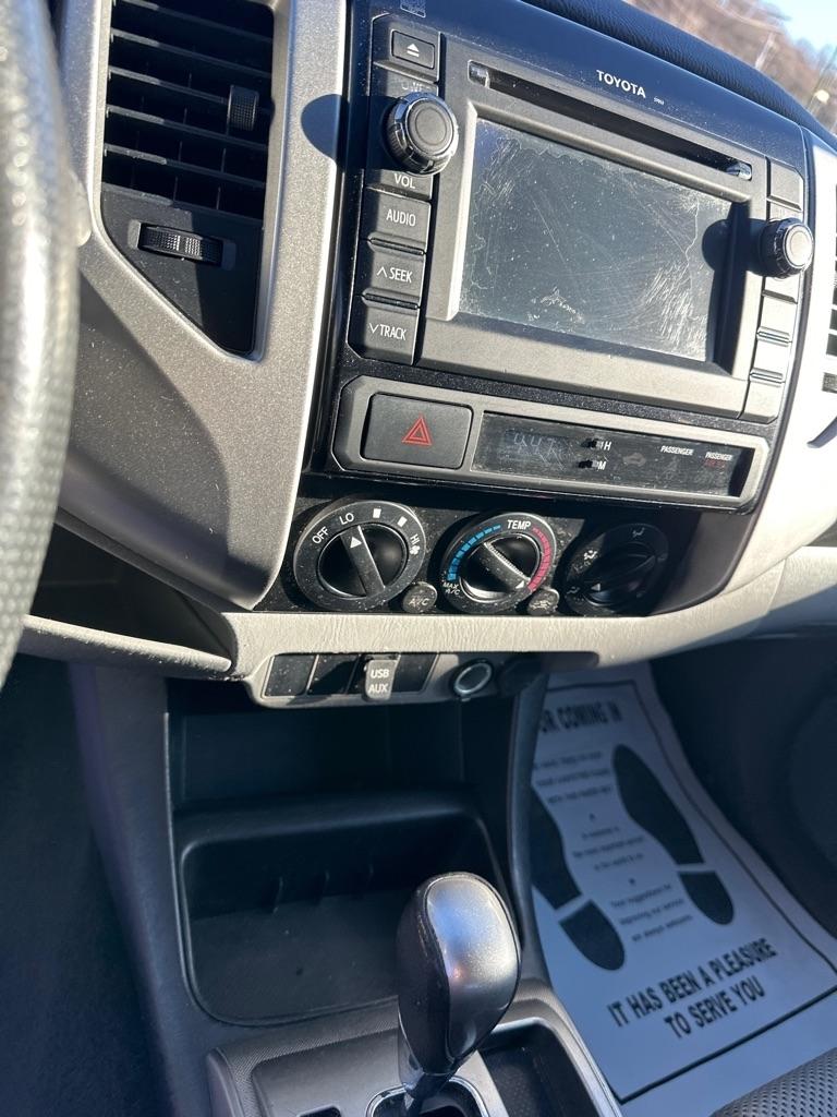 Toyota Tacoma 2WD Double Cab V6 AT PreRunner (Natl) 2013