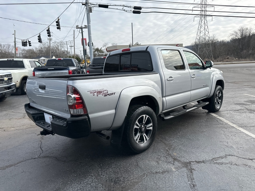 Toyota Tacoma 4WD Double Cab V6 MT (Natl) 2012