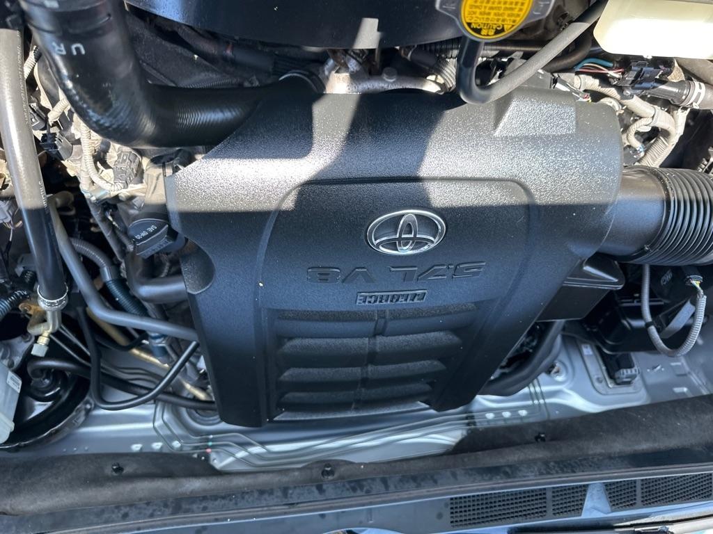 Toyota Tundra 4WD Truck CrewMax 5.7L V8 6-Spd AT TRD Pro (Natl) 2016