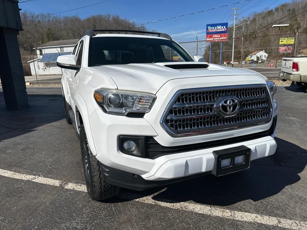 Toyota Tacoma 4WD Double Cab V6 MT TRD Off Road (Natl) 2016