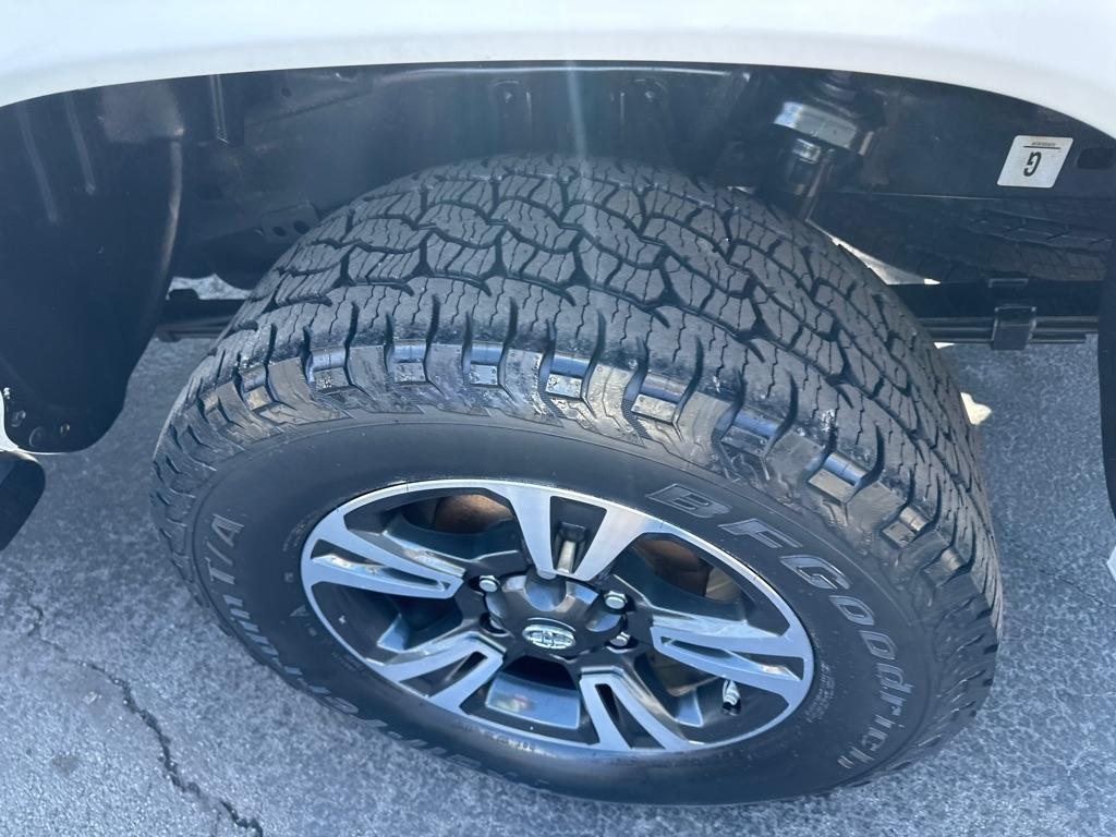 Toyota Tacoma 4WD Double Cab V6 MT TRD Off Road (Natl) 2016