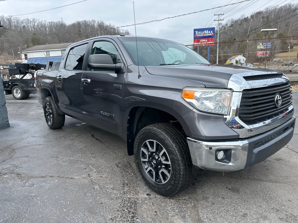 Toyota Tundra 4WD Truck CrewMax 5.7L V8 6-Spd AT LTD (Natl) 2016