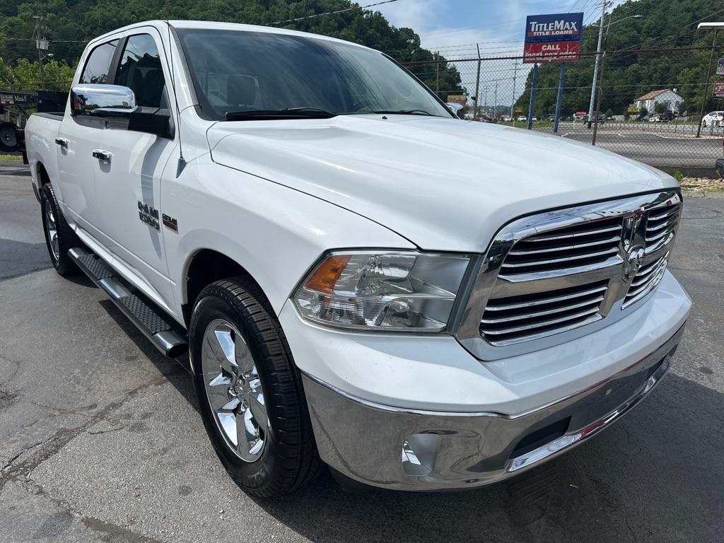 RAM 1500 4WD Crew Cab 140.5" Big Horn 2014