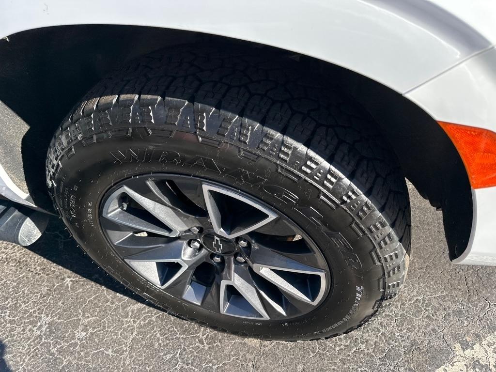 Chevrolet Suburban 4WD 4dr Z71 2021