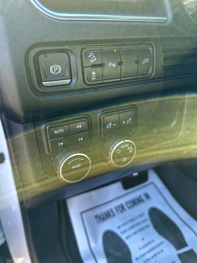 Chevrolet Suburban 4WD 4dr Z71 2021