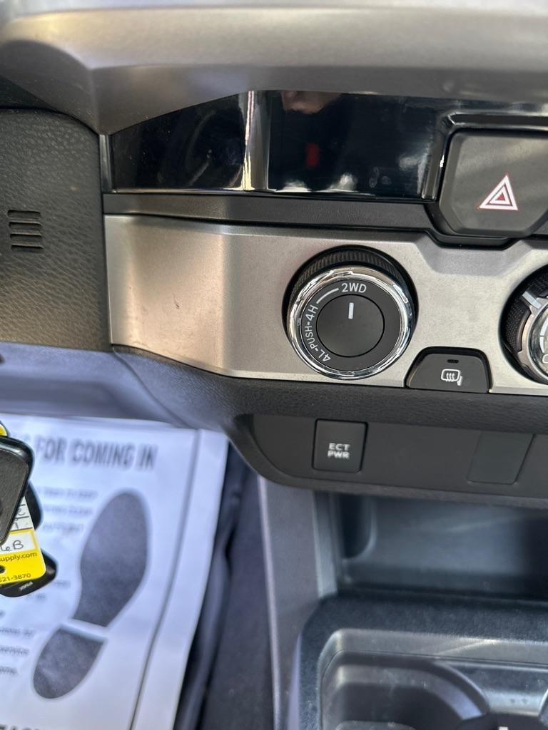 Toyota Tacoma TRD Off Road Double Cab 5' Bed V6 4x4 MT (Natl) 2017