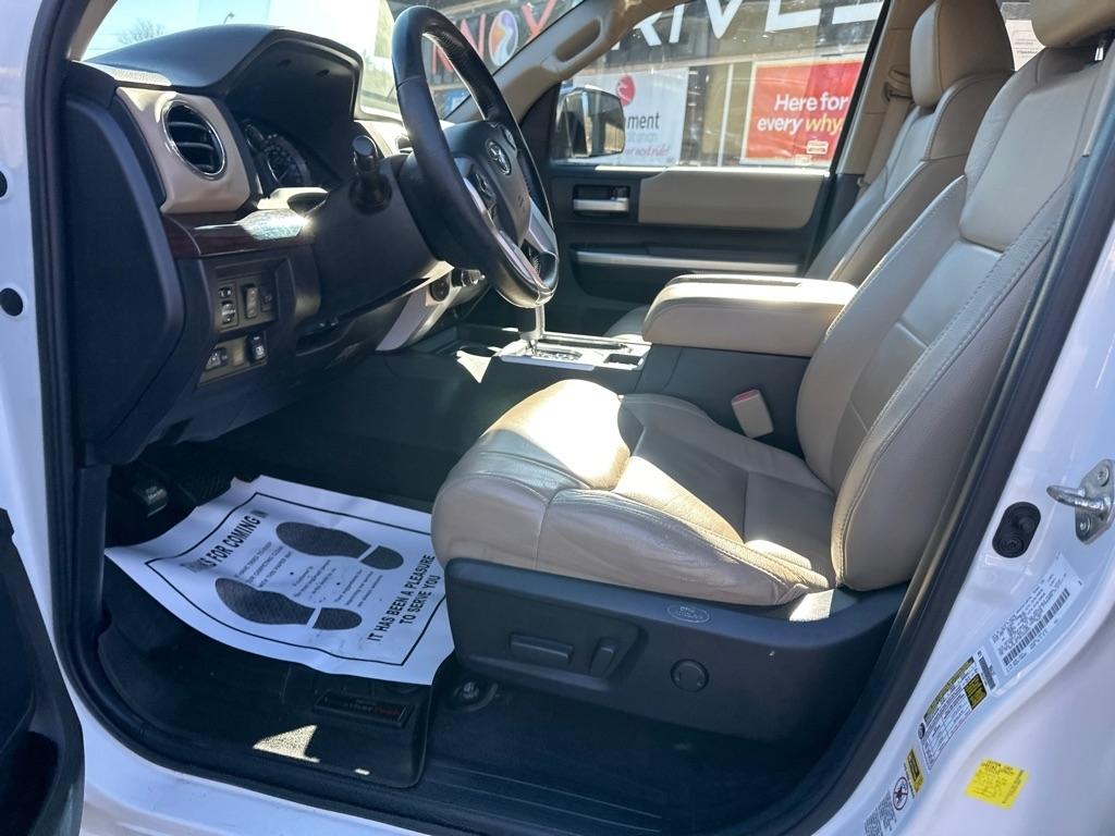 Toyota Tundra 4WD Truck Double Cab 5.7L V8 6-Spd AT LTD (Natl) 2015