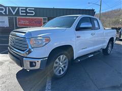 2015 Toyota Tundra 4WD Truck 