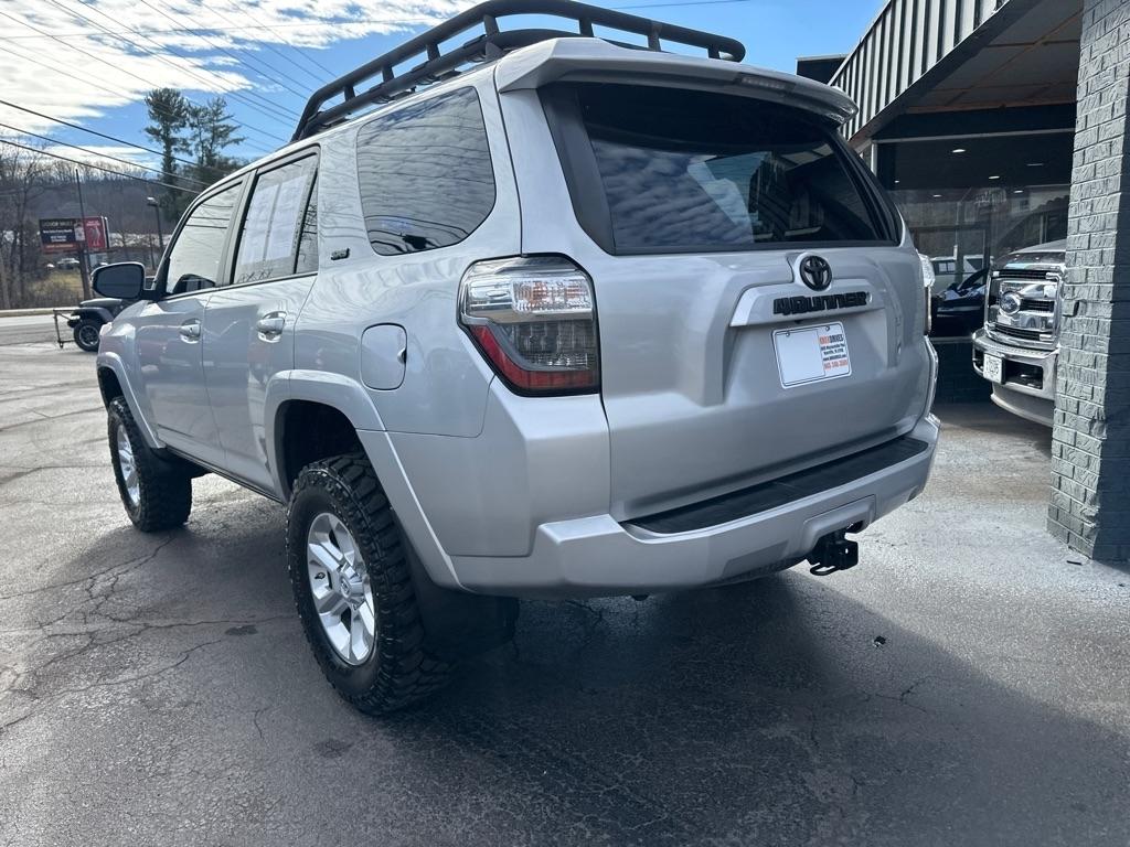 Toyota 4Runner TRD Off Road Premium 4WD (Natl) 2018