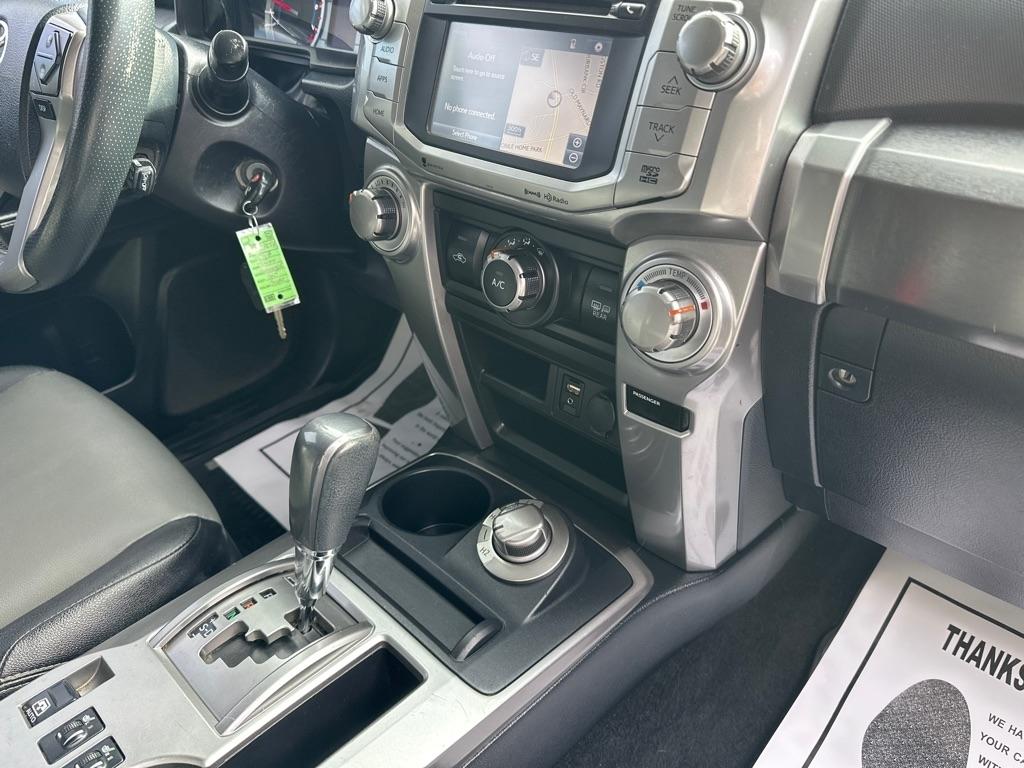 Toyota 4Runner TRD Off Road Premium 4WD (Natl) 2018