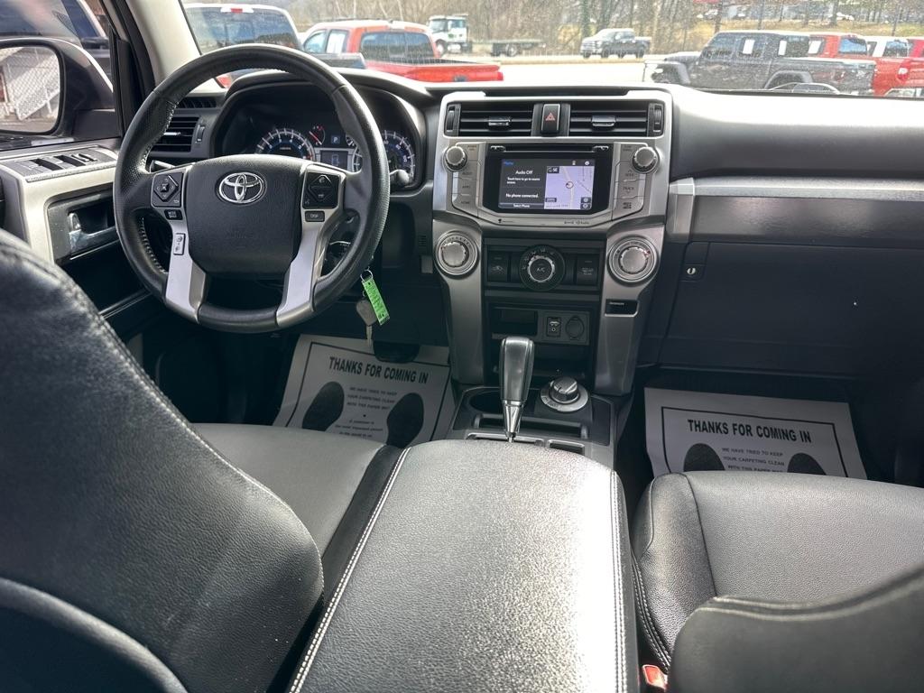 Toyota 4Runner TRD Off Road Premium 4WD (Natl) 2018