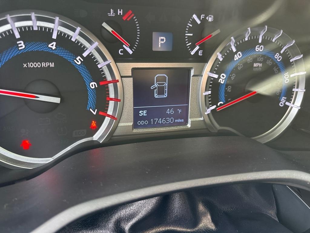 Toyota 4Runner TRD Off Road Premium 4WD (Natl) 2018