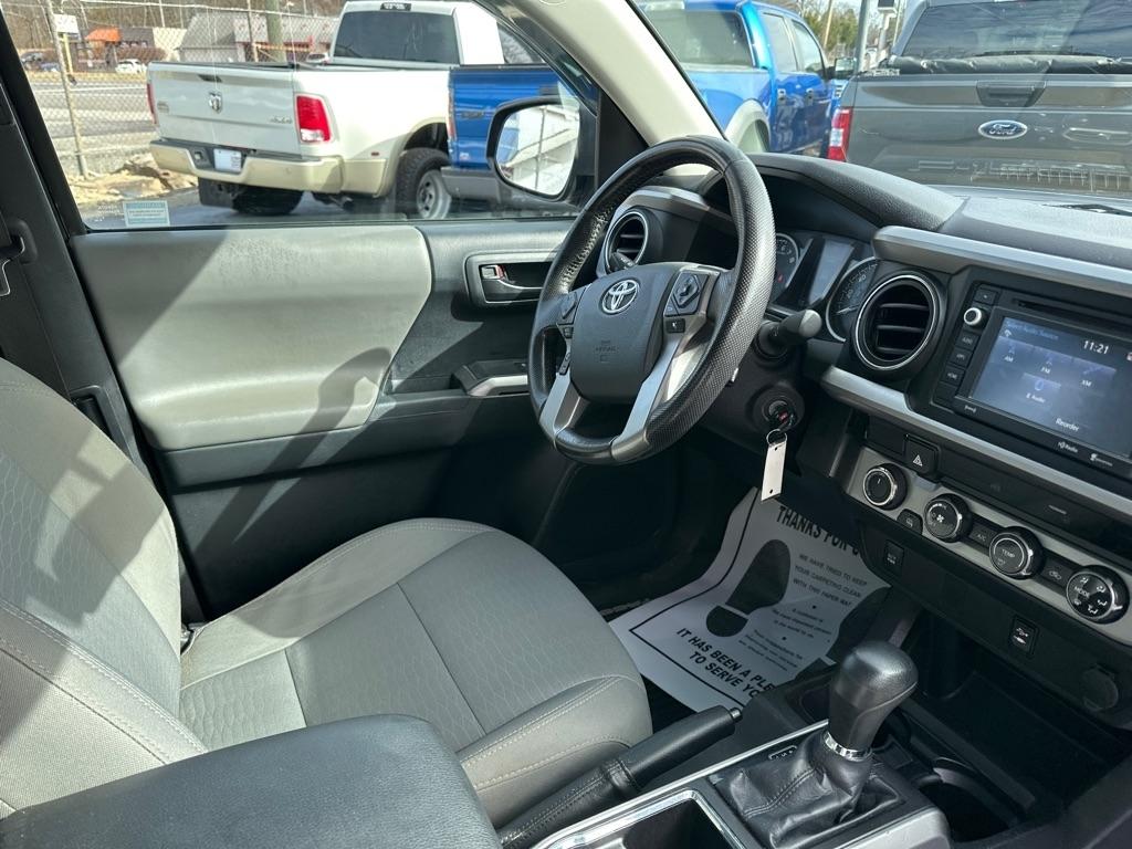 Toyota Tacoma 4WD Access Cab V6 AT TRD Off Road (Natl) 2016