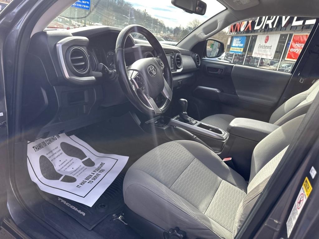 Toyota Tacoma 4WD Access Cab V6 AT TRD Off Road (Natl) 2016