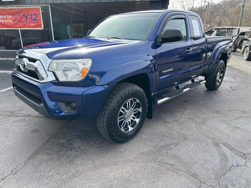 Toyota Tacoma 4WD Access Cab I4 AT (Natl) 2015