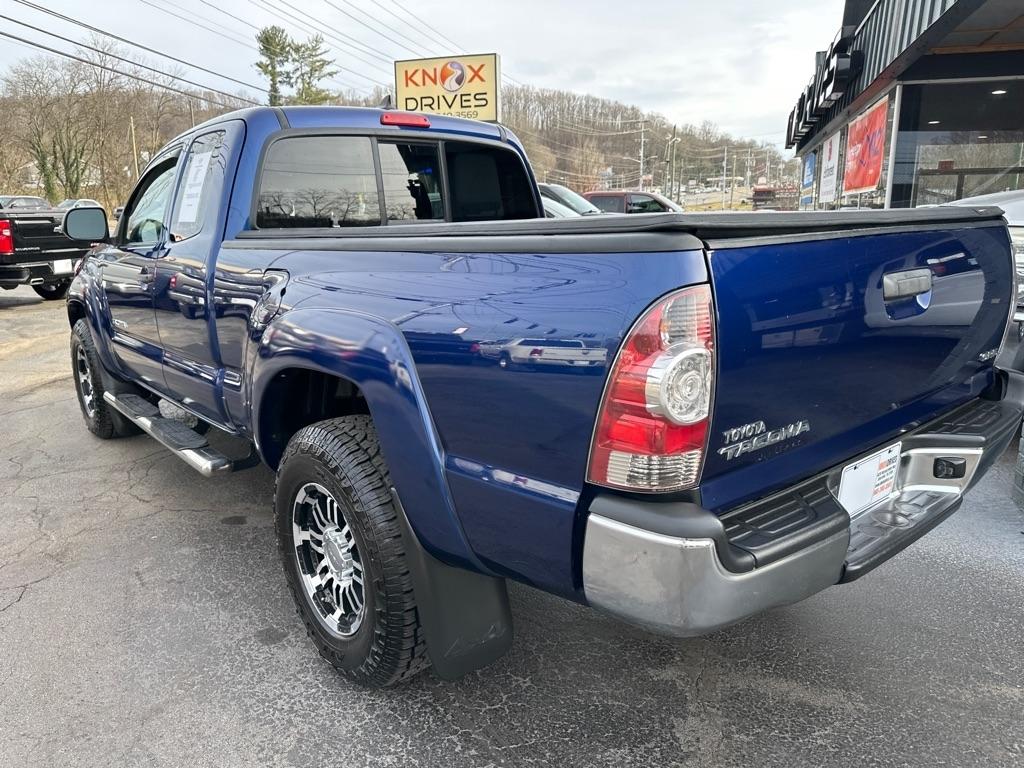 Toyota Tacoma 4WD Access Cab I4 AT (Natl) 2015