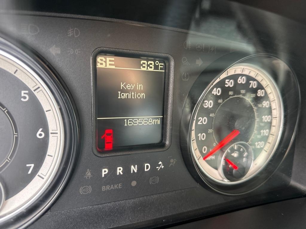 RAM 1500 4WD Quad Cab 140.5" Express 2016