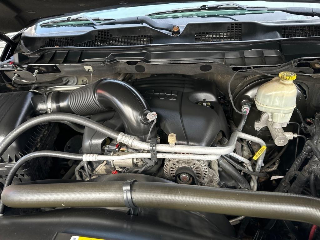 RAM 1500 4WD Quad Cab 140.5" Express 2016