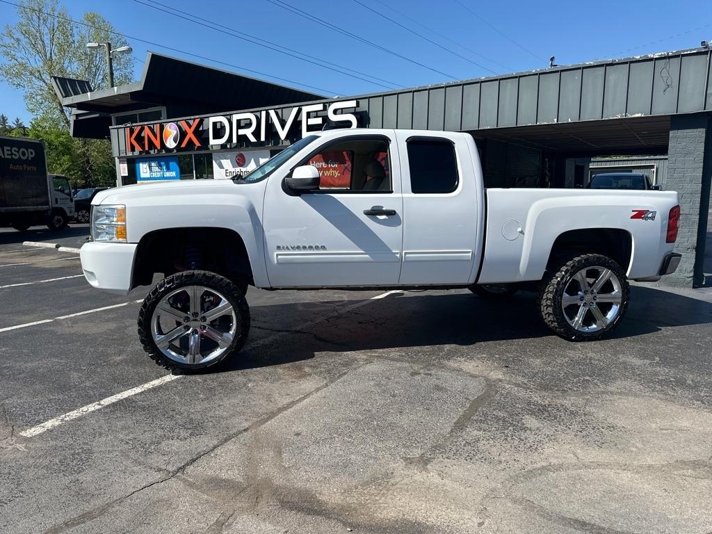 Chevrolet Silverado 1500 4WD Ext Cab 143.5" LT 2013