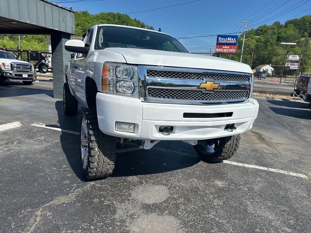 Chevrolet Silverado 1500 4WD Ext Cab 143.5" LT 2013