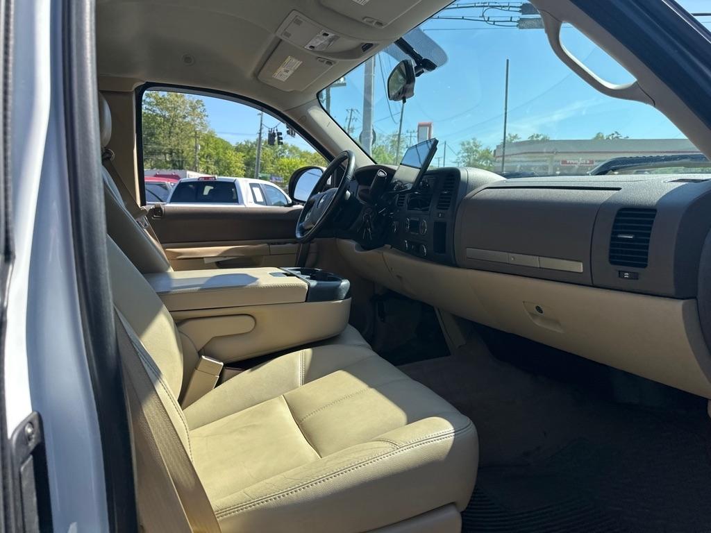 Chevrolet Silverado 1500 4WD Ext Cab 143.5" LT 2013