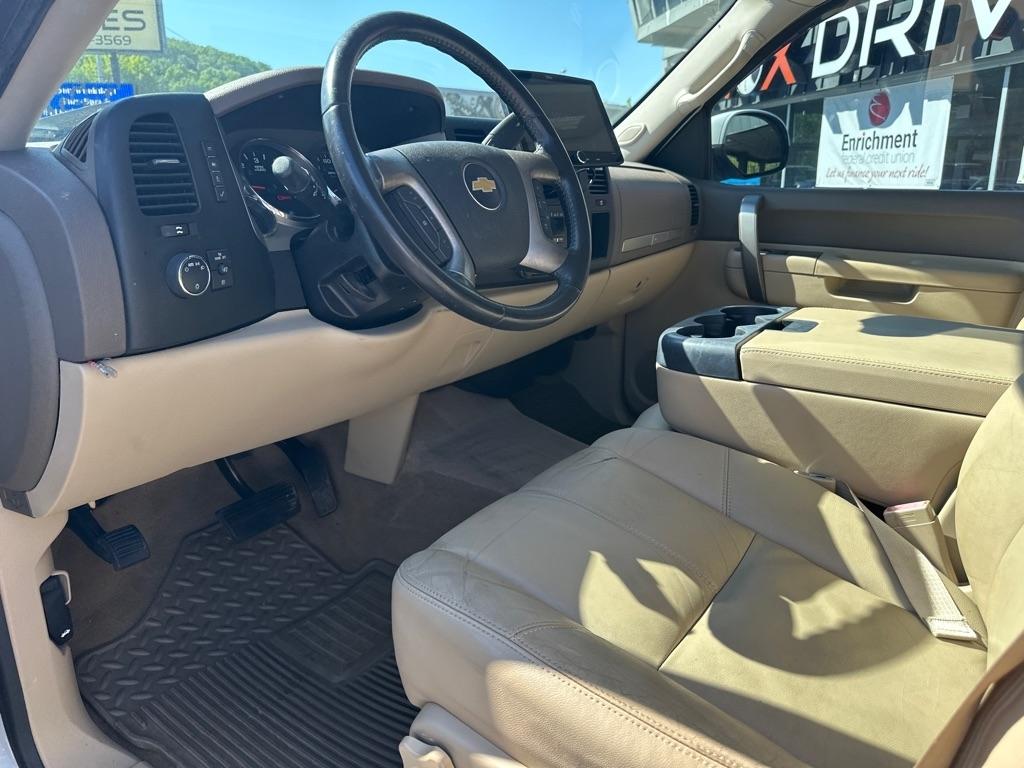 Chevrolet Silverado 1500 4WD Ext Cab 143.5" LT 2013