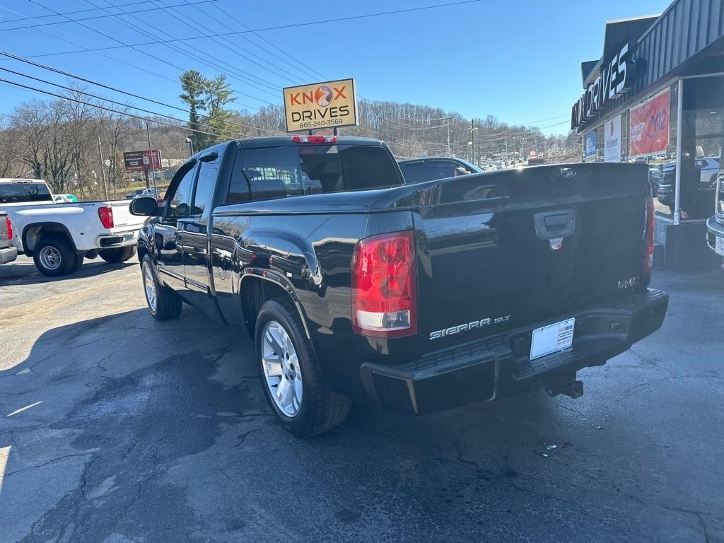 GMC Sierra 1500 2WD Ext Cab 143.5" SLT 2007