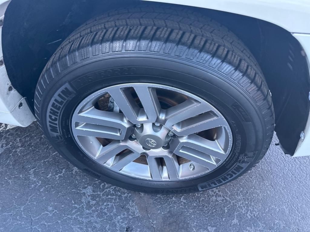 Toyota 4Runner 4WD 4dr V6 Limited (Natl) 2012