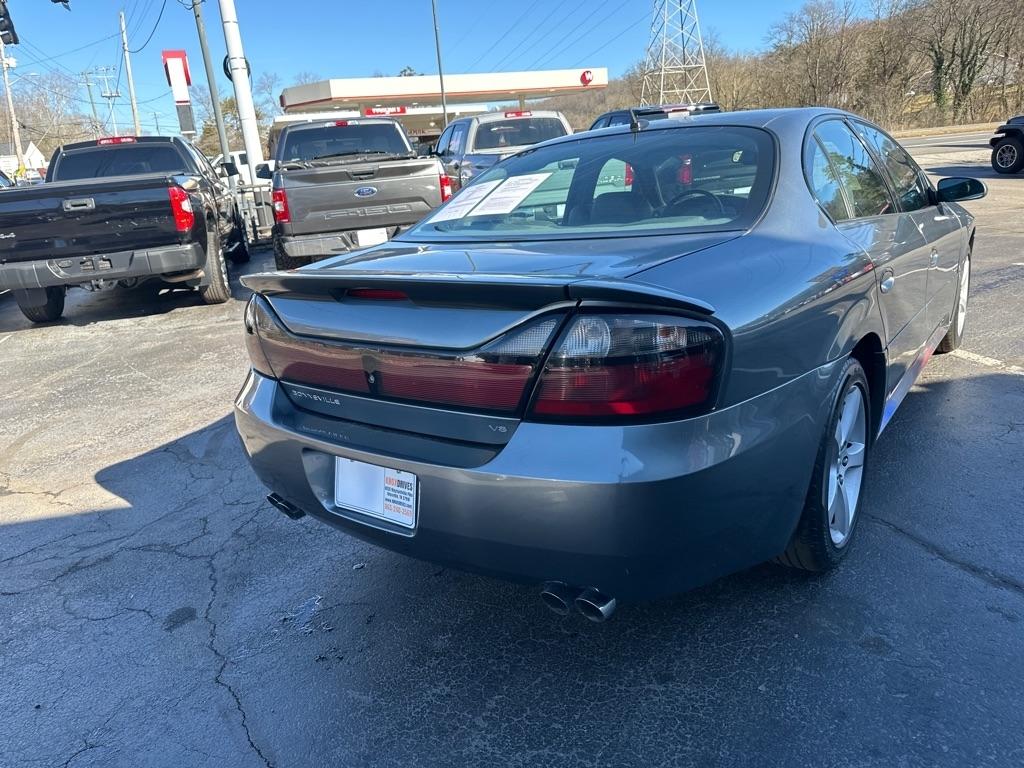Pontiac Bonneville 4dr Sdn GXP 2005
