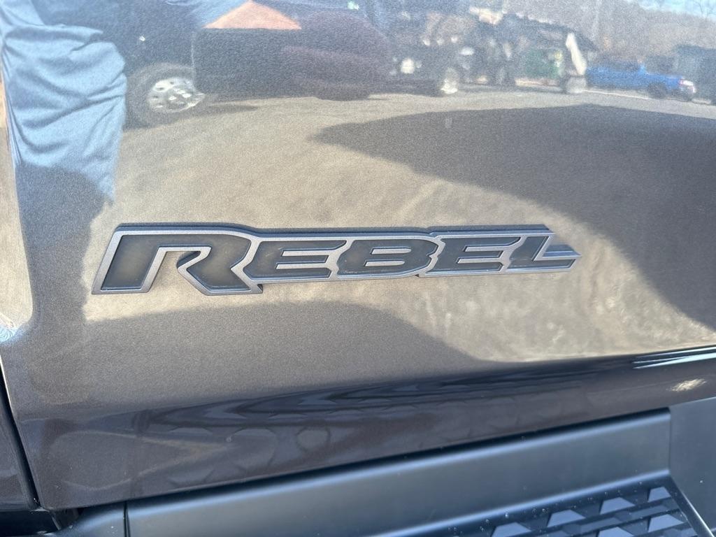 RAM 1500 Rebel 4x4 Crew Cab 5'7" Box 2021