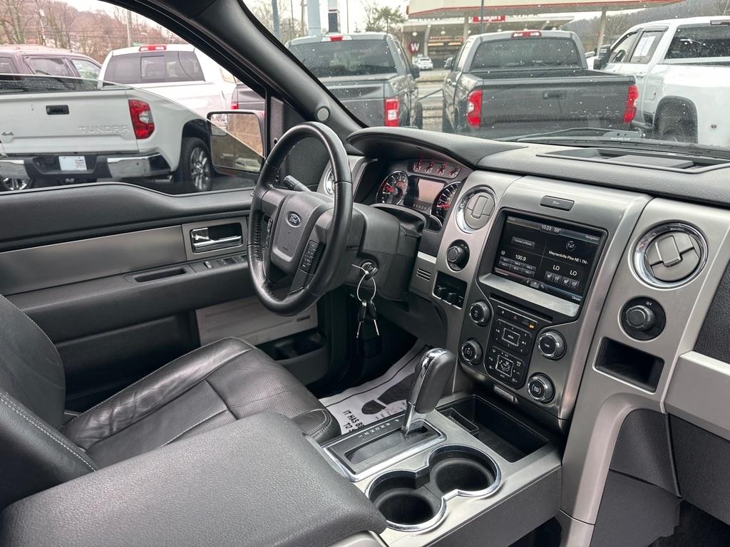 Ford F-150 2WD SuperCrew 145" Platinum 2014