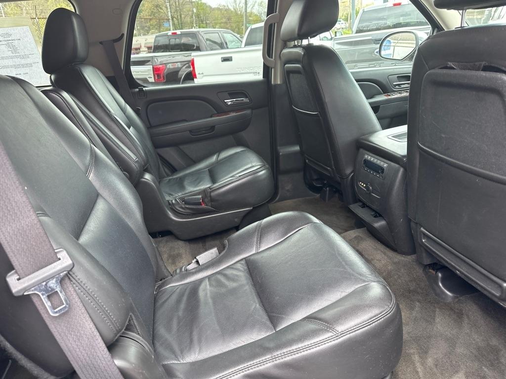 Chevrolet Tahoe 4WD 4dr 1500 LTZ 2011