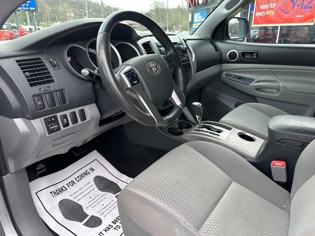 Toyota Tacoma 2WD Double Cab V6 AT PreRunner (Natl) 2012