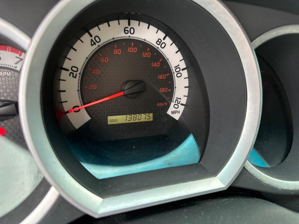 Toyota Tacoma 2WD Double Cab V6 AT PreRunner (Natl) 2012