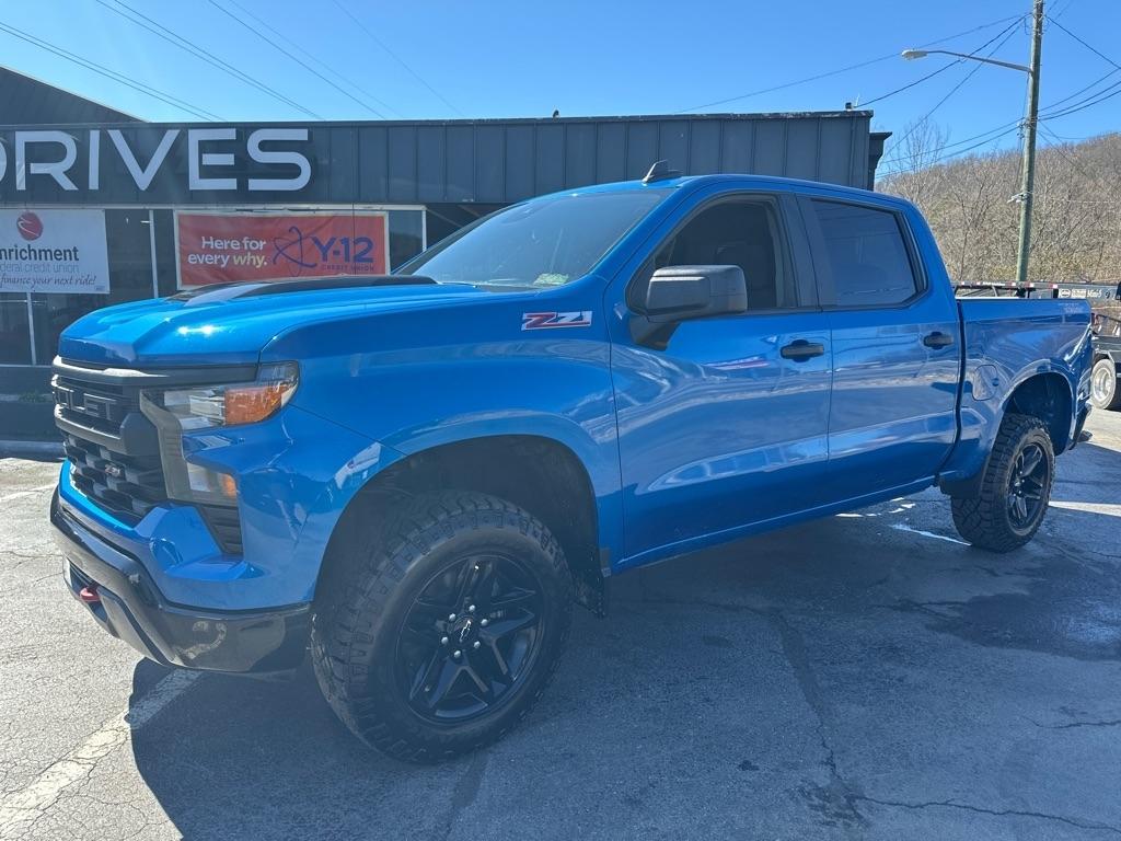 2022 Chevrolet Silverado 1500 4WD Crew Cab 147" Custom Trail Boss