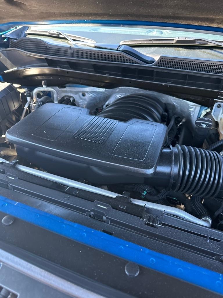 Chevrolet Silverado 1500 4WD Crew Cab 147" Custom Trail Boss 2022