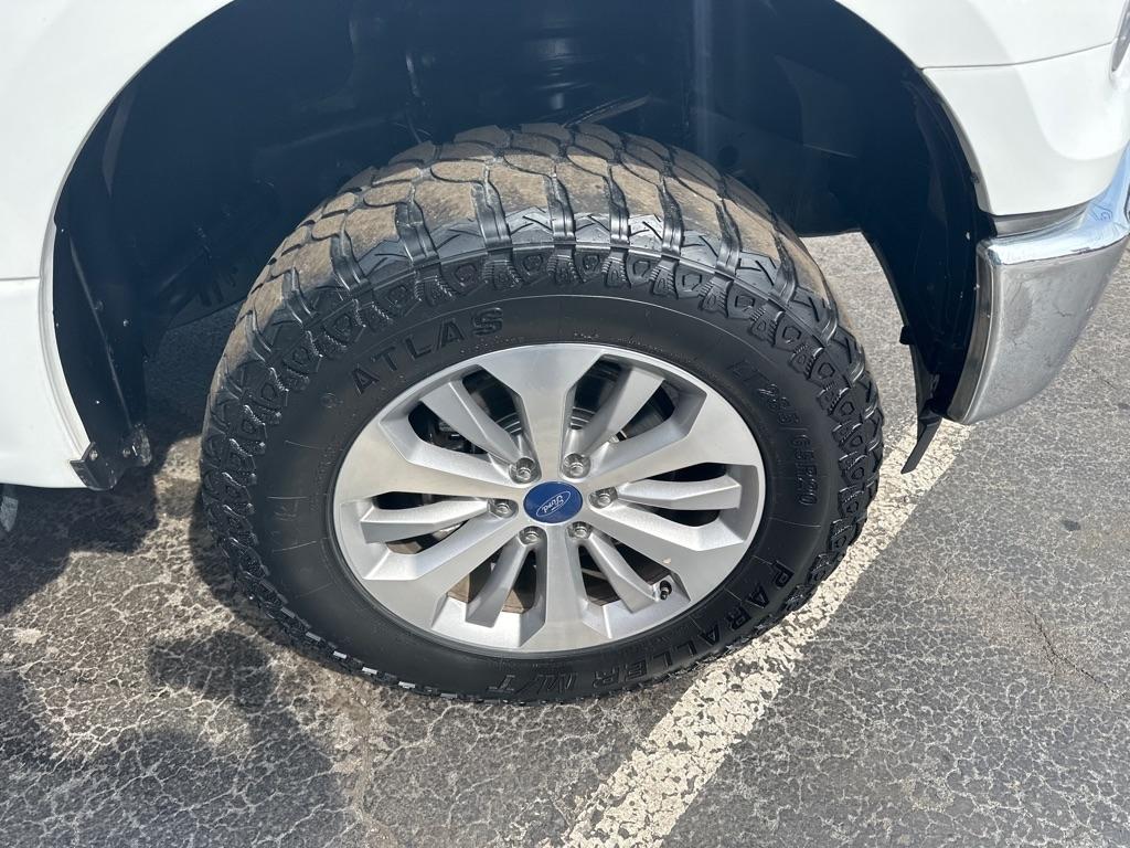 Ford F-150 Platinum 4WD SuperCrew 5.5' Box 2017