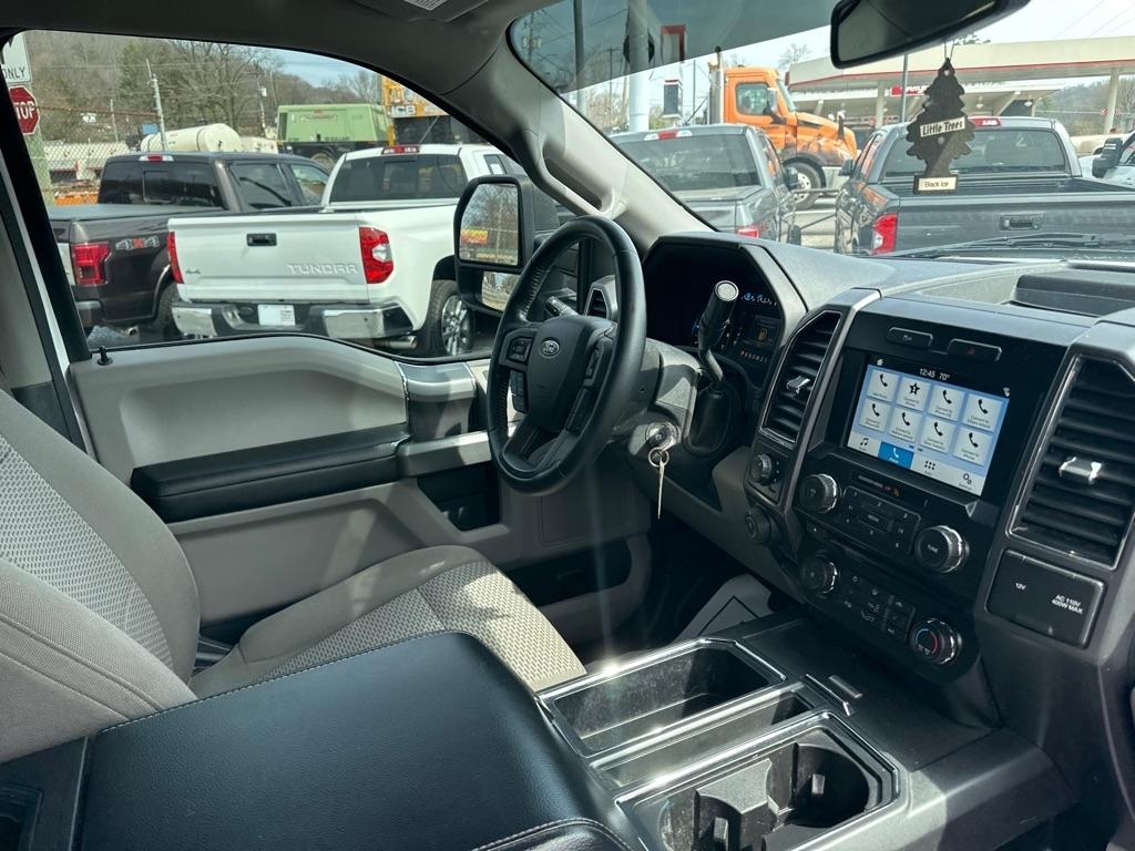 Ford F-150 Platinum 4WD SuperCrew 5.5' Box 2017