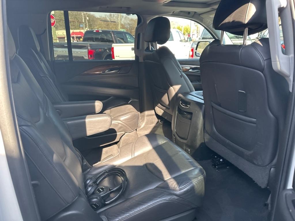 Cadillac Escalade ESV 4WD 4dr Premium Collection 2016