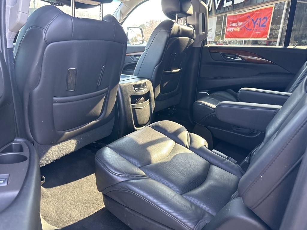 Cadillac Escalade ESV 4WD 4dr Premium Collection 2016