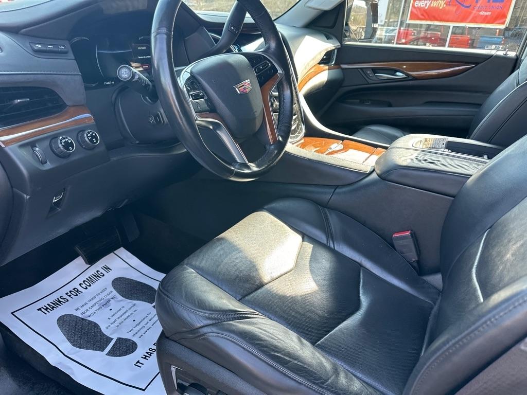 Cadillac Escalade ESV 4WD 4dr Premium Collection 2016