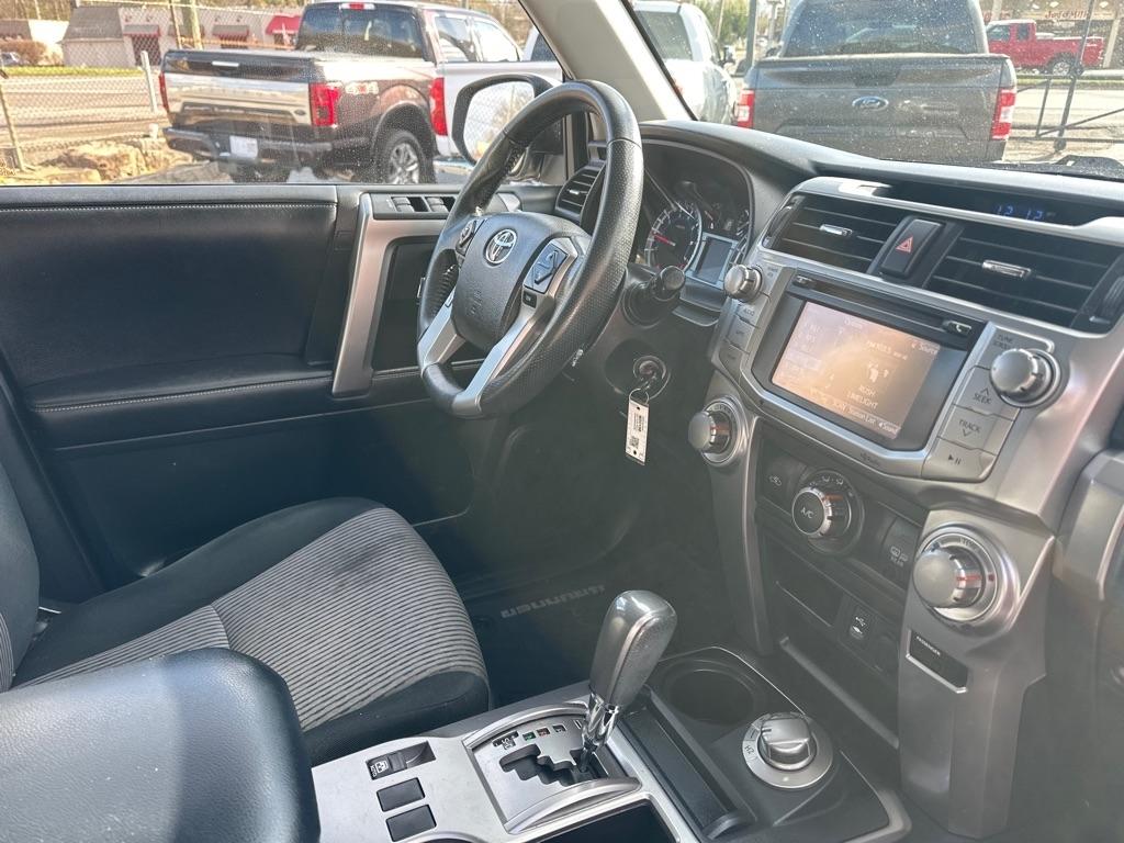 Toyota 4Runner 4WD 4dr V6 Trail Premium (Natl) 2015