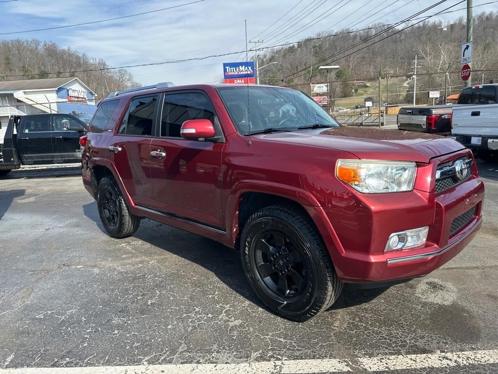 Toyota 4Runner 4WD 4dr V6 Limited (Natl) 2011