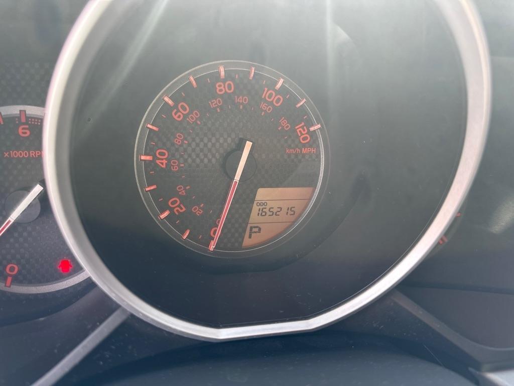 Toyota 4Runner 4WD 4dr V6 Limited (Natl) 2011