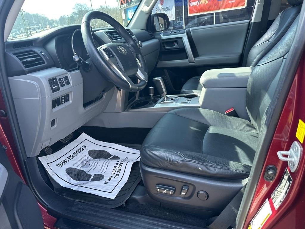 Toyota 4Runner 4WD 4dr V6 Limited (Natl) 2011