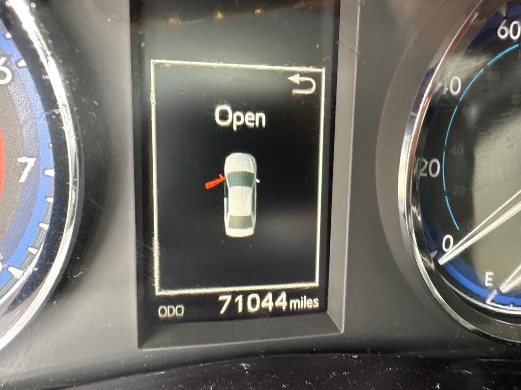 Toyota Corolla XLE CVT (Natl) 2018