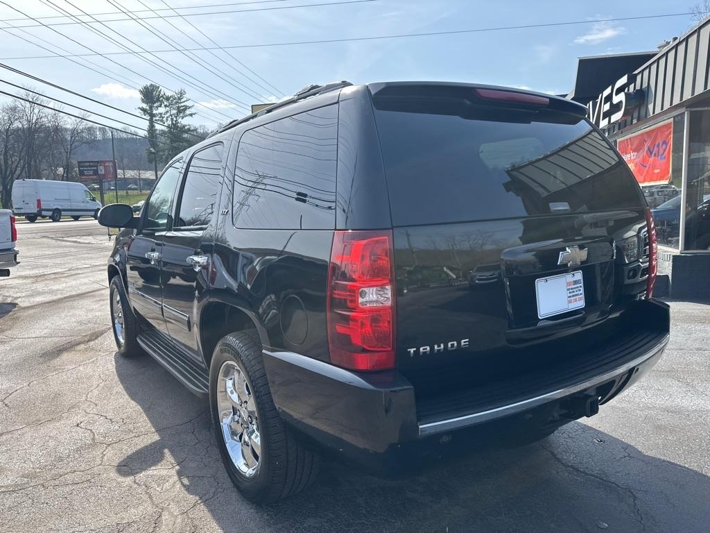 Chevrolet Tahoe 2WD 4dr 1500 LTZ 2010